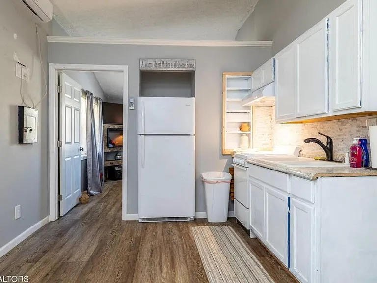 2516 Spring Place Rd SE #C — Photo 12