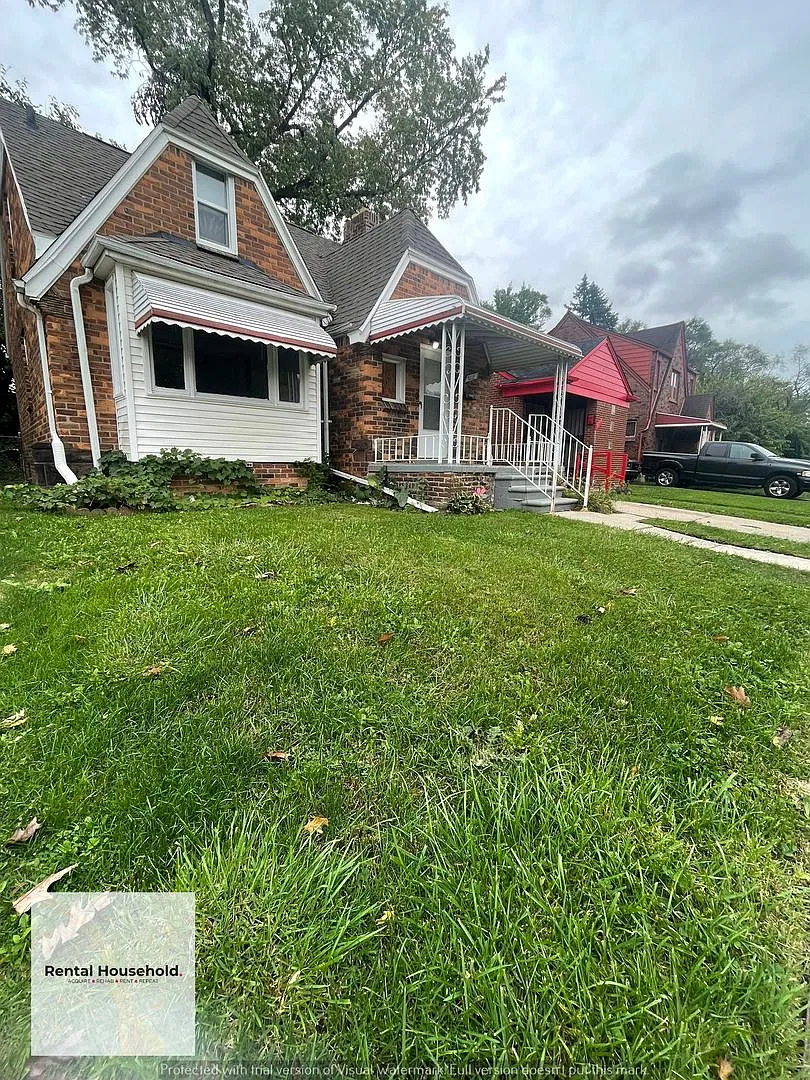 3-Bedroom Bungalow | 1 Bath | Free Pre-Screen — Photo 2
