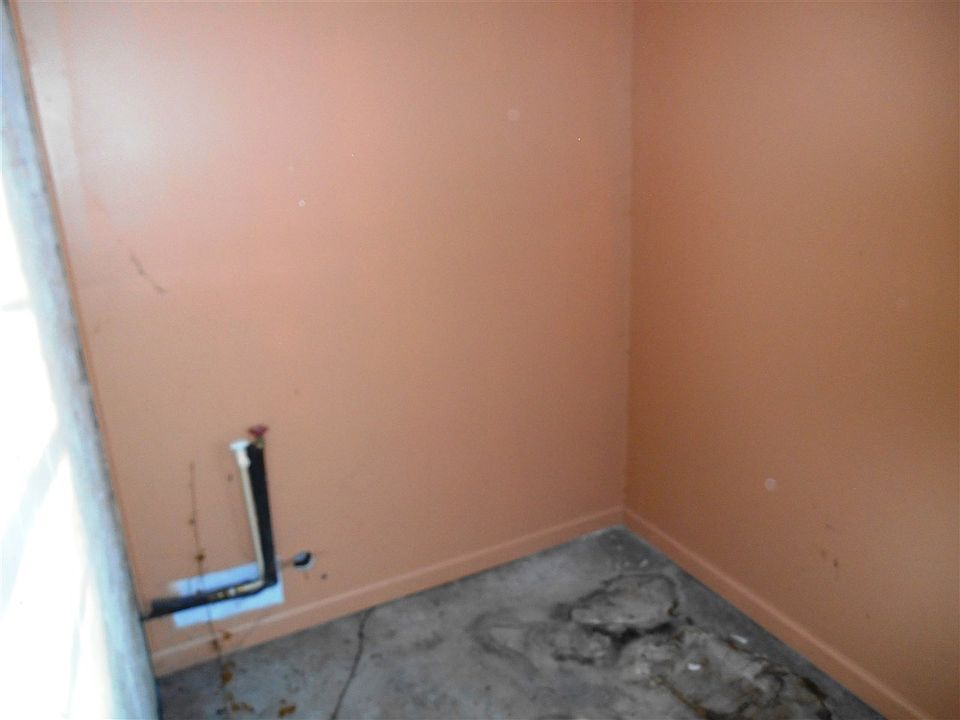 2nd image of 1607 N 10th St