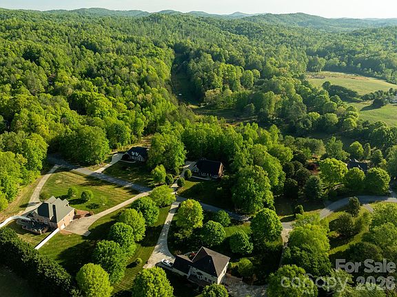 4th image of 2447 Thornfield Dr