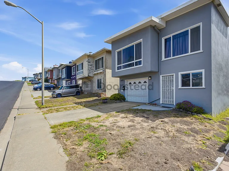 470 Westmoor Ave — Photo 2