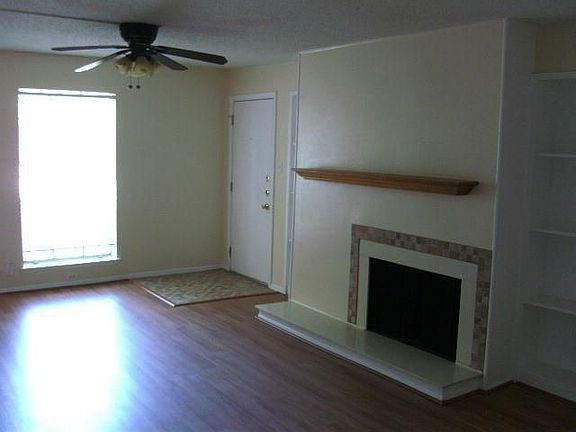 2nd image of 5232 Fleetwood Oaks Ave APT 116