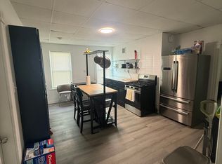 25 Wyman St #1, Worcester, MA 01610