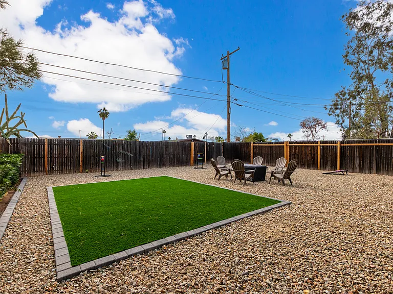 2031 E Orange St — Photo 30