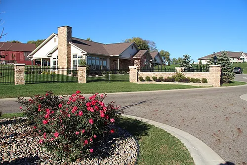 Wales Crossing Apartments Photo 1