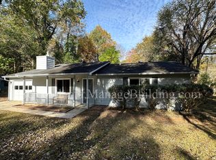 972 Walnut Creek Ln, Jonesboro, GA