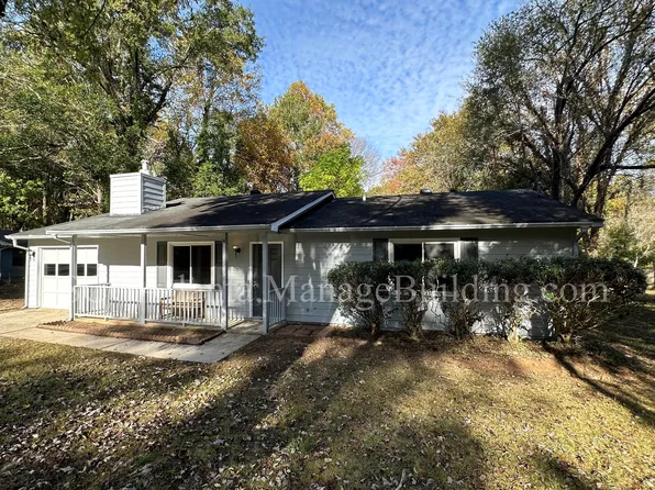 972 Walnut Creek Ln, Jonesboro, GA 30238