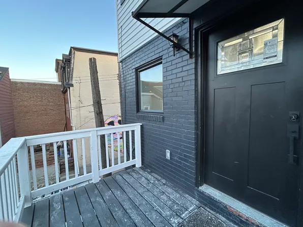 918 Peralta St, Pittsburgh, PA 15212