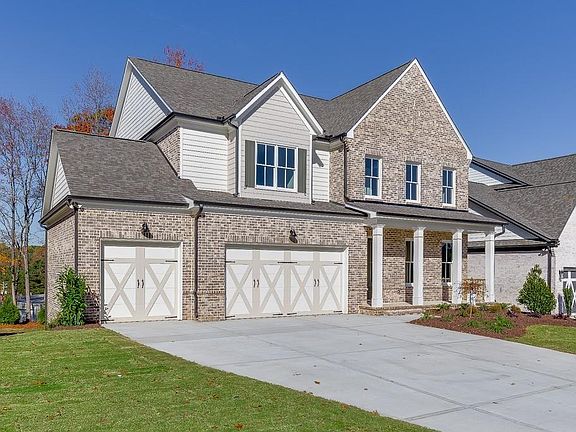 3rd image of 452 Thunder Rd