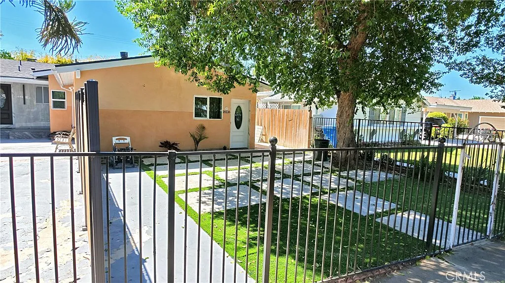 1 bed, 398 sqft, $2,000 — Photo 1