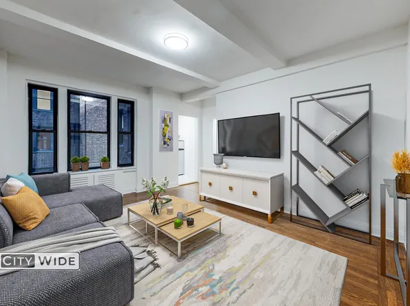 140 East 46th Street image 1 of 7