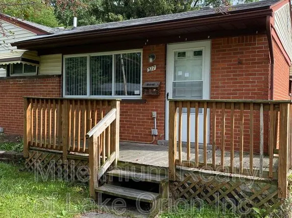 317 W Princeton Ave, Pontiac, MI 48340