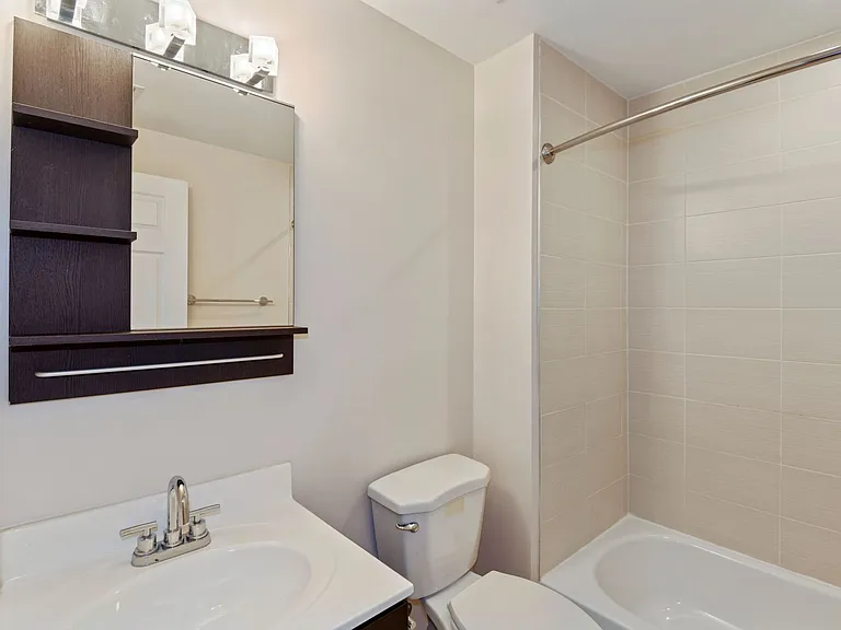 329 Rhode Island Ave NE #103 — Photo 28