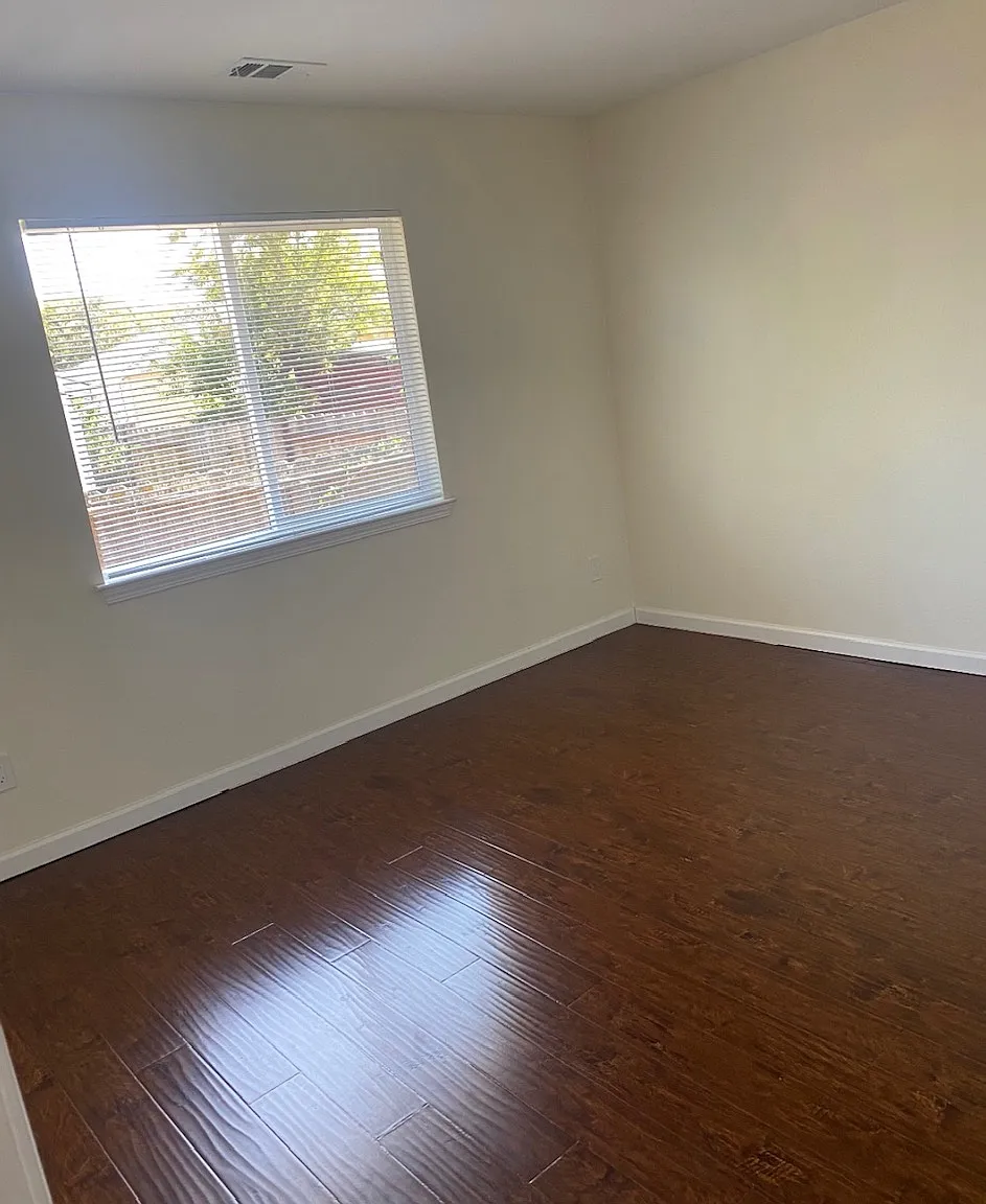 2 bed, $2,200 — Photo 3