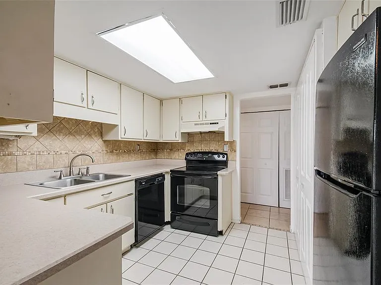 200 Maitland Ave #178 — Photo 37