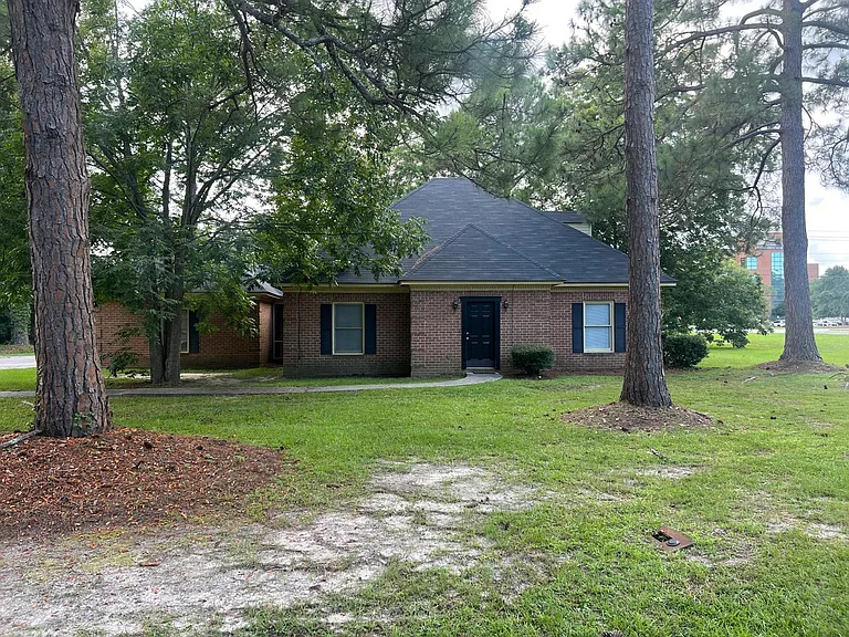 200 Merrywood Dr — Photo 2