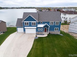 2366 Fillmore St, Jenison, MI 49428