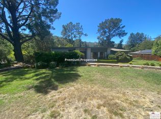 68 Orchard Rd, Orinda, CA 94563