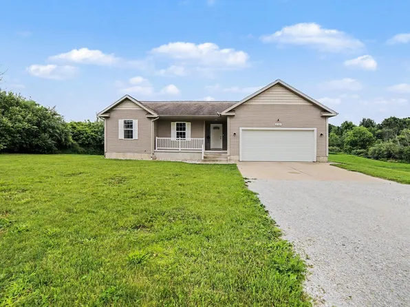 3161 W White Lake Dr, Whitehall, MI 49461