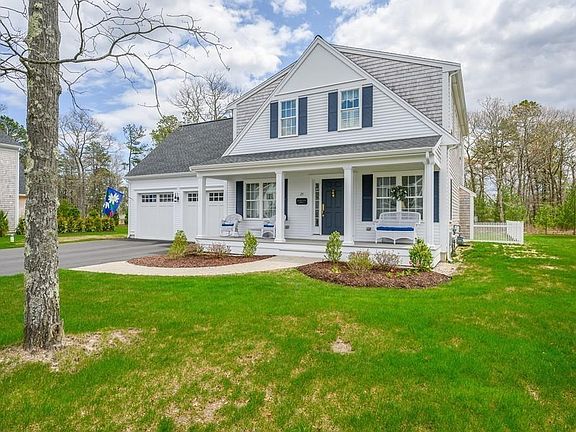 3rd image of 25 Screenhouse Ln