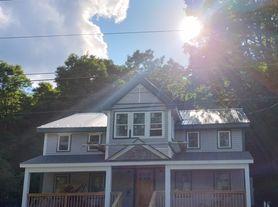 101 Main St, Putney, VT