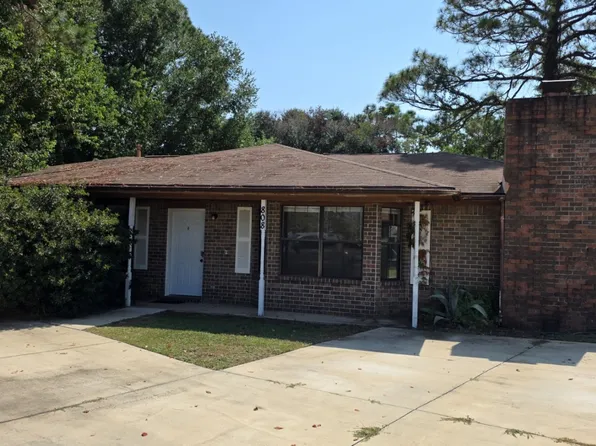 808 Amberwood Dr, Pensacola, FL 32506