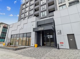 8868 Yonge St