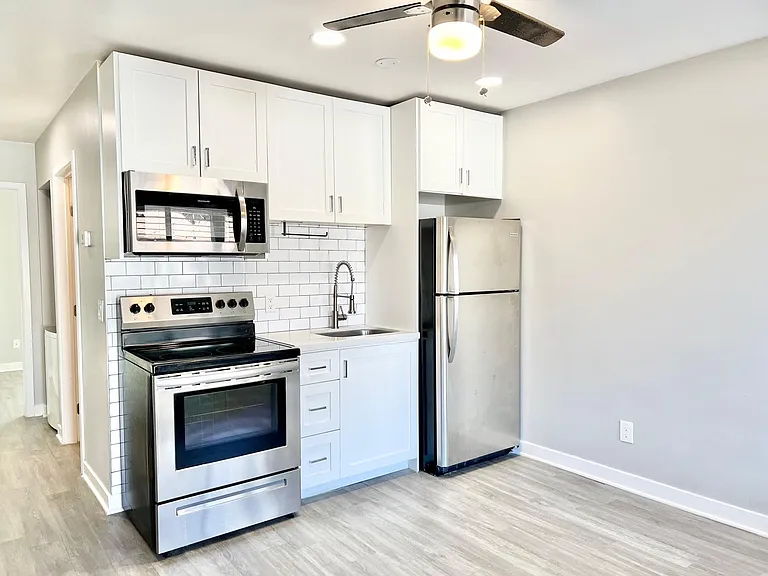 2617 E Campbell Ave #9 — Photo 6