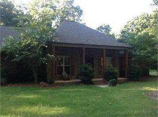 224 Sanctuary Cir, Canton, MS 39046