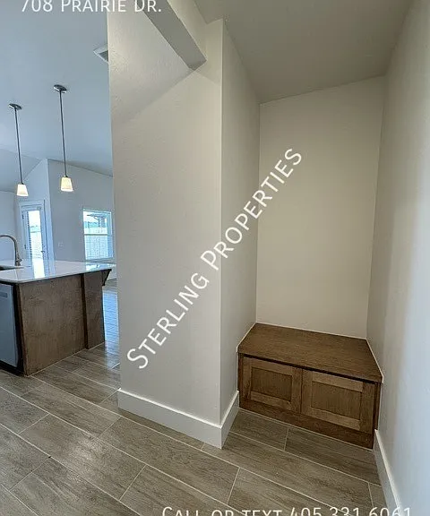 708 Prairie Ln — Photo 17