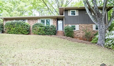 190 Spalding Cir Photo 1