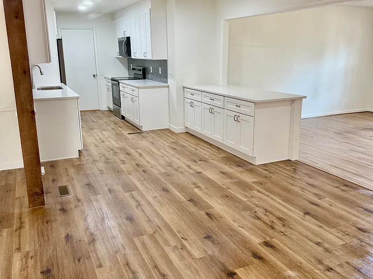 1404 Green Meadow Rd — Photo 8