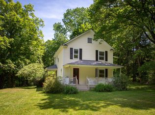 84 Norfolk Rd, New Marlboro, MA 01230