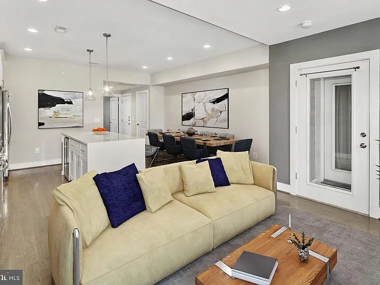 1304 Holbrook St NE #3 — Photo 12