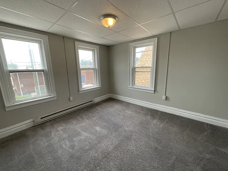 207 N Forney Ave — Photo 7