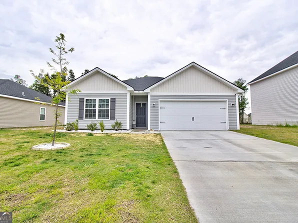 183 W Winn Ave, Hinesville, GA 31313