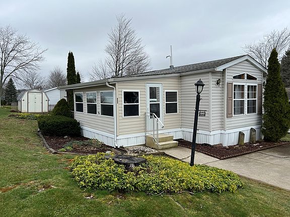 3rd image of 1840 Ashwood Ln