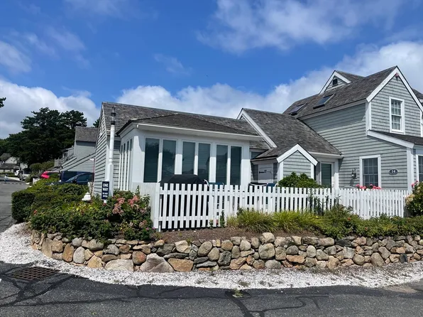 3 Hyannis Point Rd #790, Mashpee, MA 02649