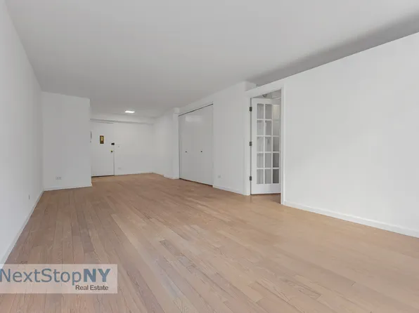 333 East 66th Street image 3 of 9