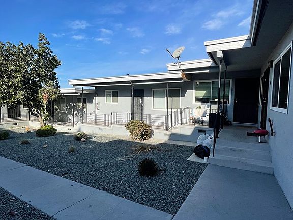 3rd image of 9240-9244 Macarthur Blvd #1