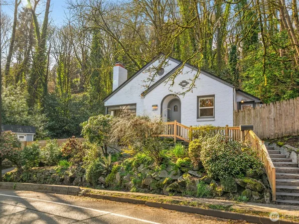 2301 Delmar Drive E, Seattle, WA 98102