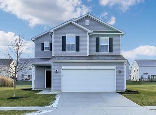 5761 White Pine Rd, Whitestown, IN 46075