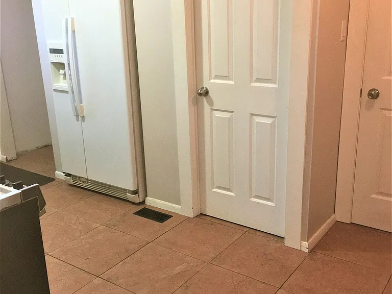 1 Vera Ct #BASEMENT — Photo 5