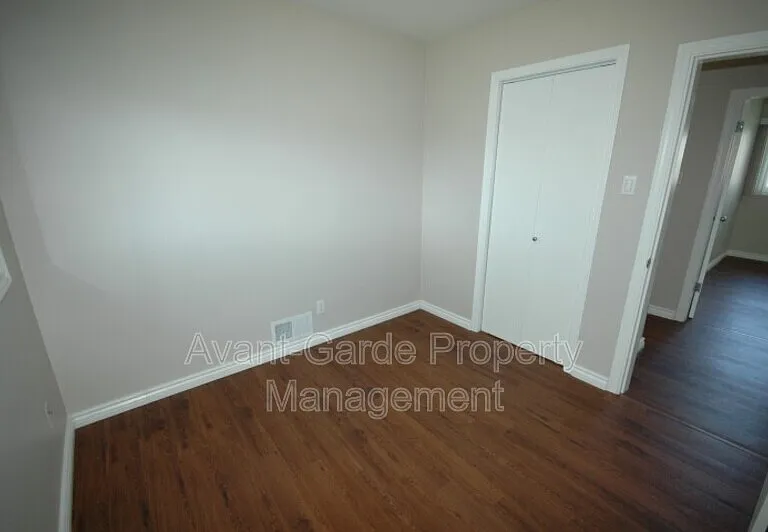 11635 111a Ave NW — Photo 26