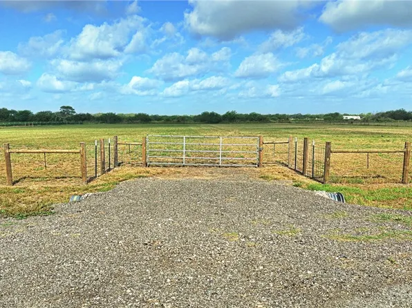 7415 County Road 2395, Sinton, TX 78387
