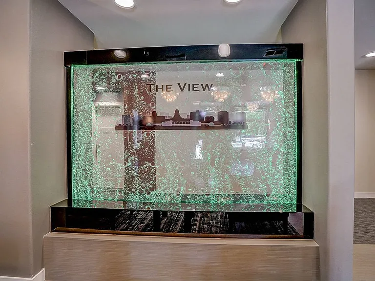 The View — Photo 44
