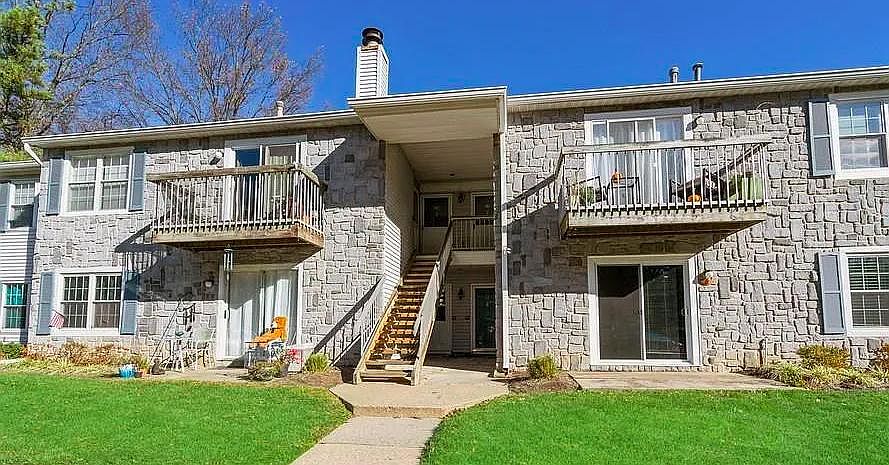 1st image of 14 Cypress Ct