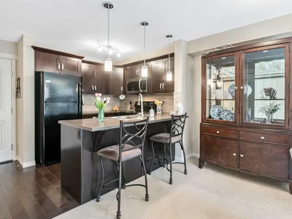 130 N Panatella St NW #1313, Calgary, AB T3K 0Y6