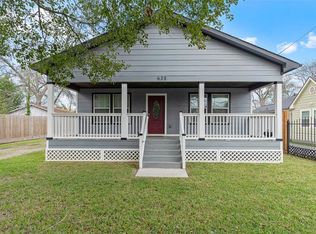 635 Wainwright St, Houston, TX 77022