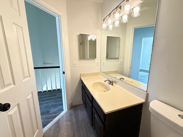 14604 Woodgate Manor Cir — Photo 35